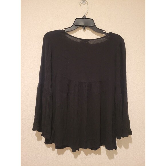 Crescent Stitch fix Black Embroidered Gauze Boho Women's Top Size Small - Picture 3 of 10